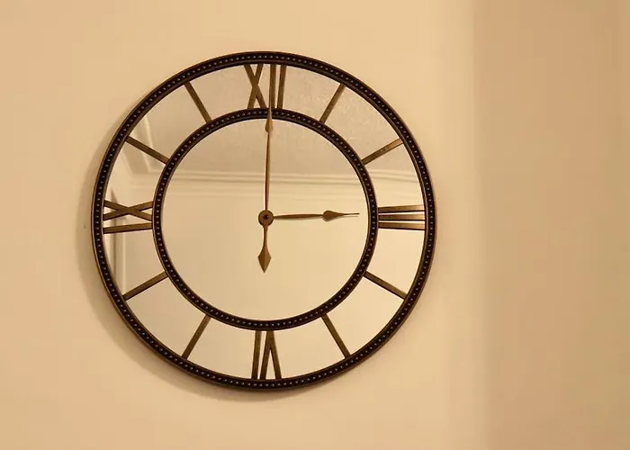 Appartamento Charming 3 Bedroom Free Wifi & Parking *