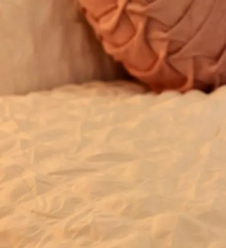 Charming 3 Bedroom Free Wifi & Parking