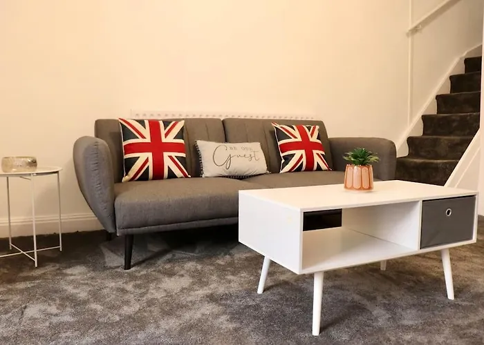 아파트 Charming 3 Bedroom Free Wifi & Parking *