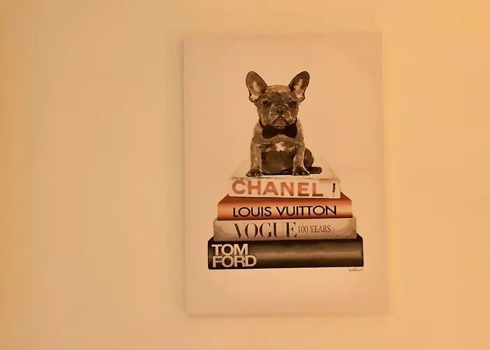 Charming 3 Bedroom Free Wifi & Parking * 리즈